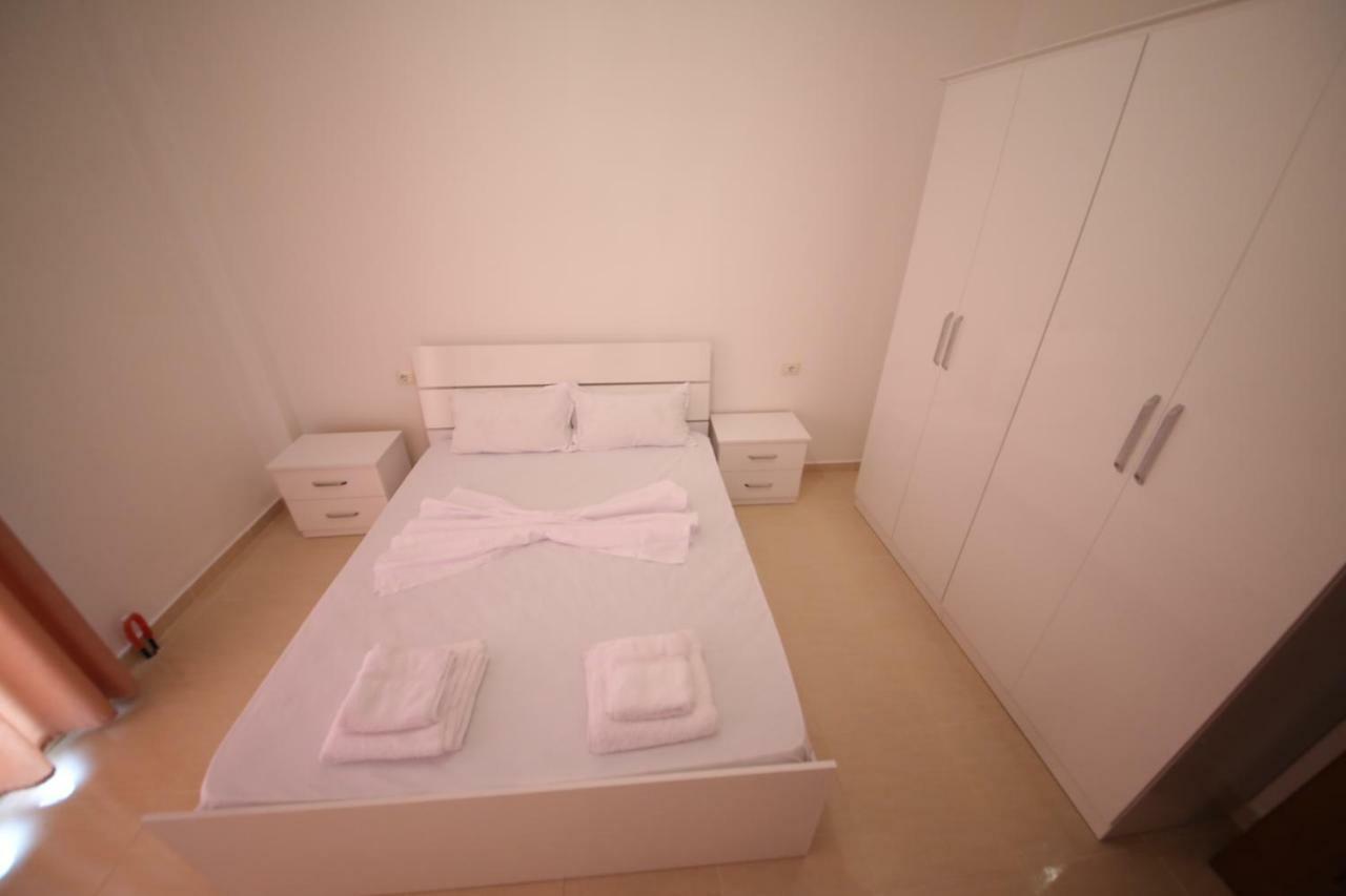 Andrea Bashuri Hotell *